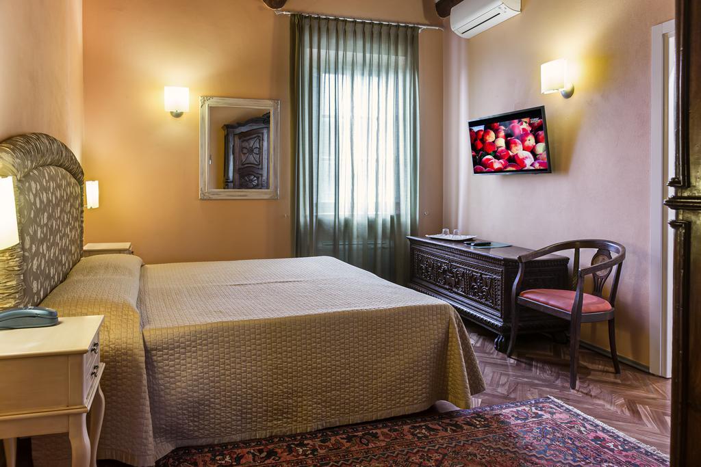 Hotel Villa Volpi Lucca Eksteriør billede
